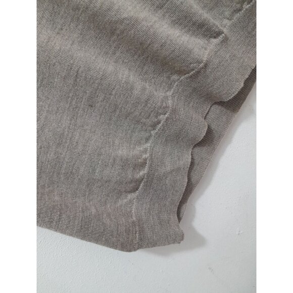 Marks & Spencer Mens Merino Wool Preppy Lightweight V-Neck Size Medium Sweater - Picture 3 of 9